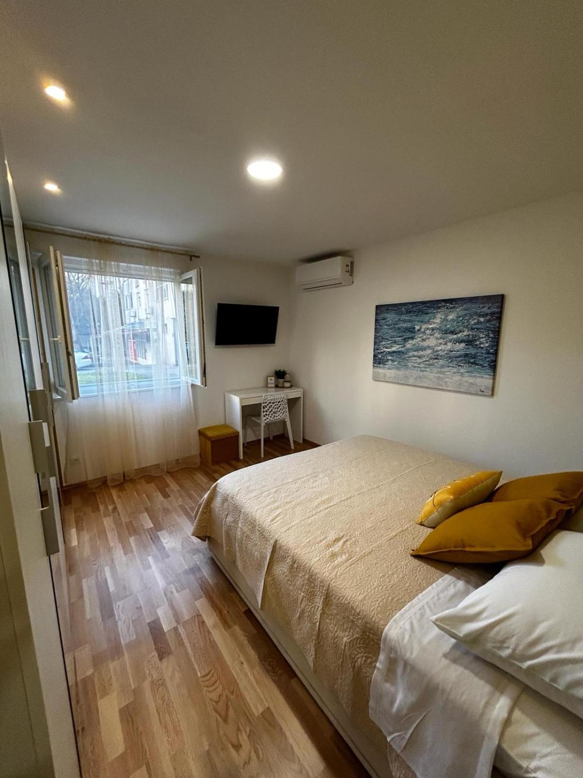 Hello Sunshine Apartment Zadar Bagian luar foto