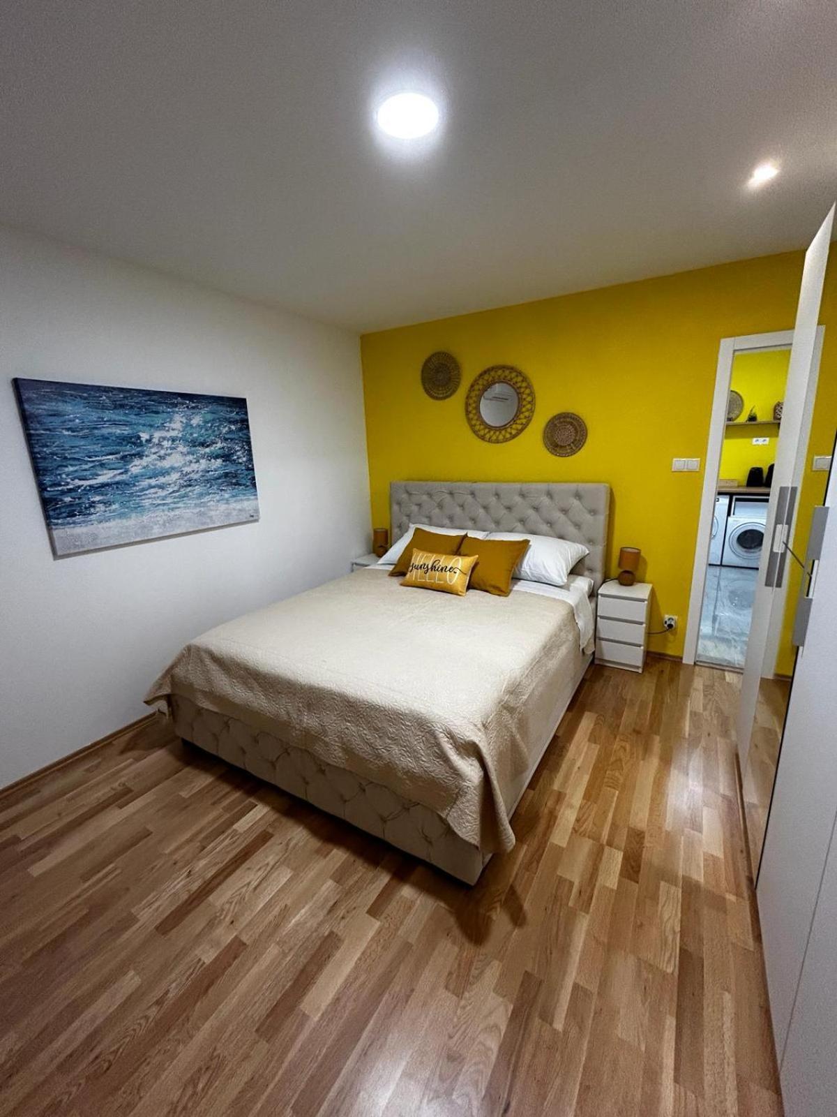 Hello Sunshine Apartment Zadar Bagian luar foto