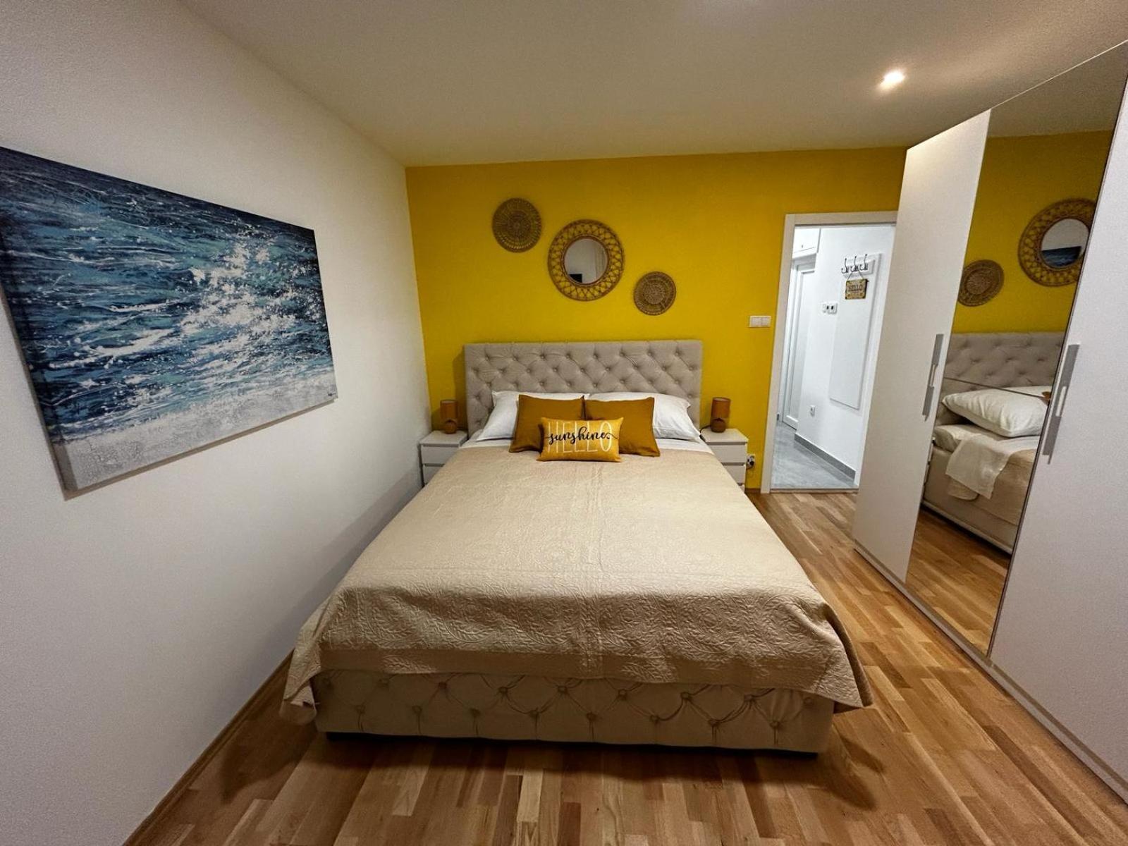 Hello Sunshine Apartment Zadar Bagian luar foto