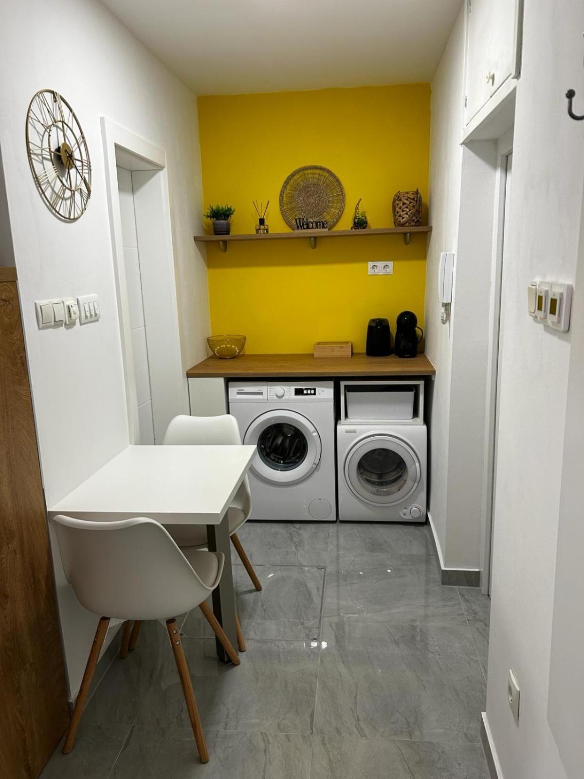 Hello Sunshine Apartment Zadar Bagian luar foto